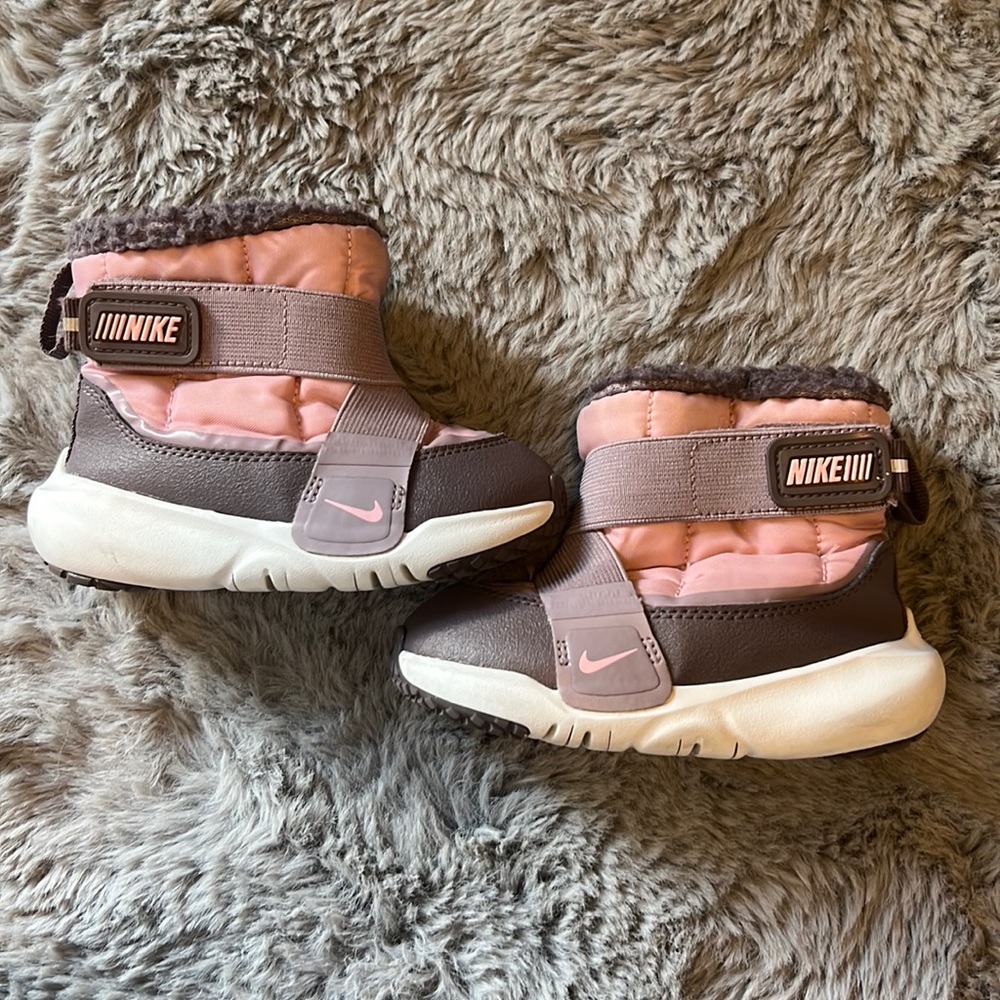 Nike boots